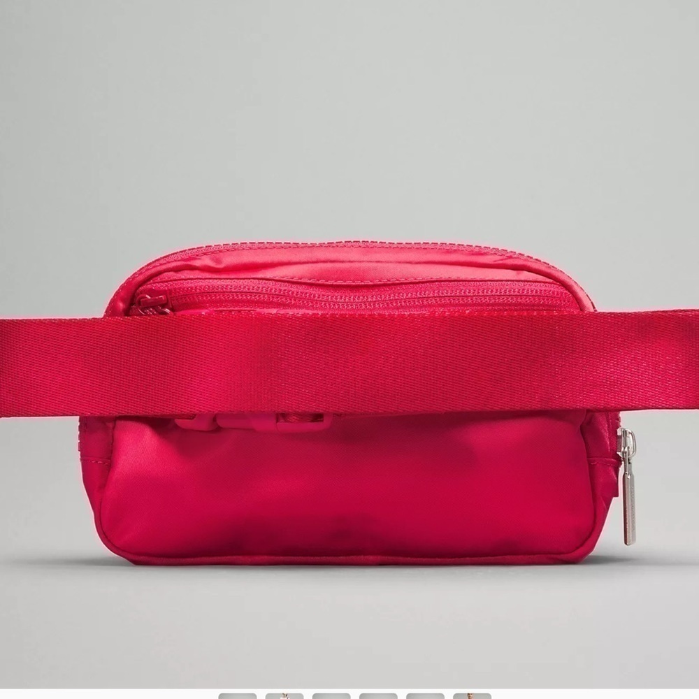 Limited Edition Lululemon Cherry Mist belt bag - Picture 3 of 13